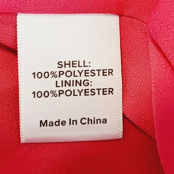 Evereve, M Red and White Print Blouse, Long Sleeve, Tie V Neck Small Ruffle Trim - Picture 15 of 16